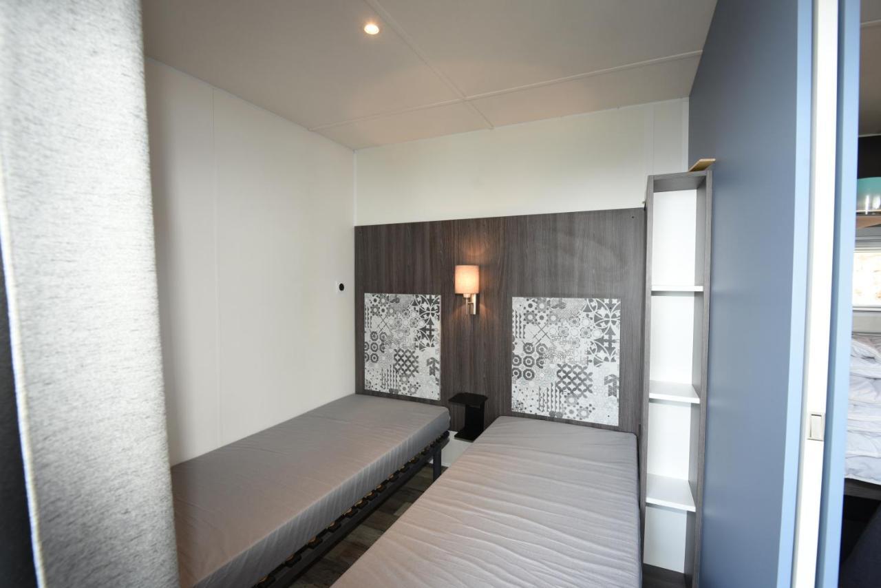 Mobil Home Vue Sur Mer - Racine 03 Saint-Raphaël エクステリア 写真